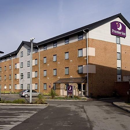 Premier Inn Manchester West Didsbury エクステリア 写真