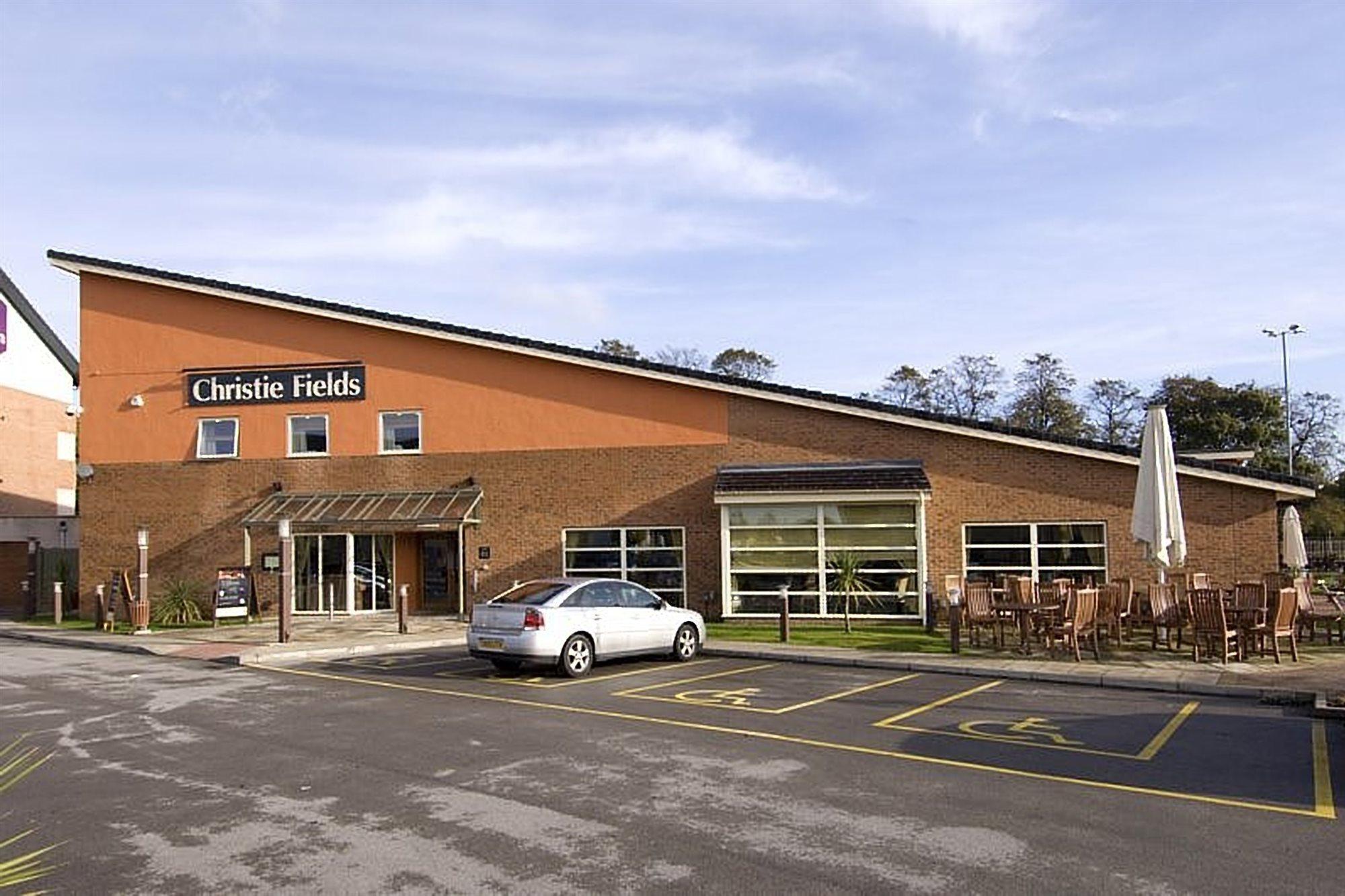 Premier Inn Manchester West Didsbury エクステリア 写真